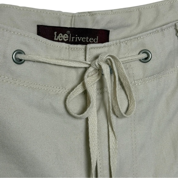 Vintage Y2K Lee Riveted Capris Size 8 Neutral Tan Khaki Ramie Cotton - Picture 4 of 8